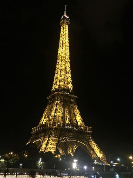 Private Bedrooms Near Eiffel Tower Paris Extérieur photo