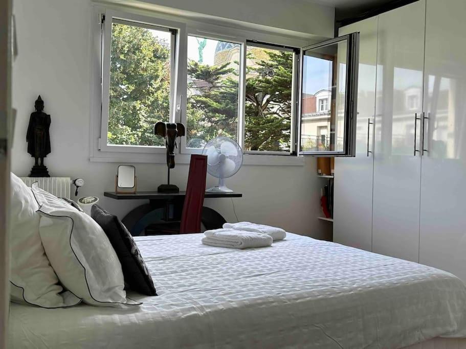 Private Bedrooms Near Eiffel Tower Paris Extérieur photo